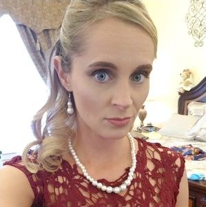 Meet your Posher, Caroline